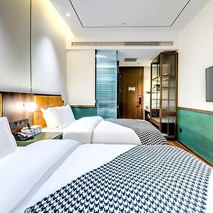 Twin Room Private Bathroom